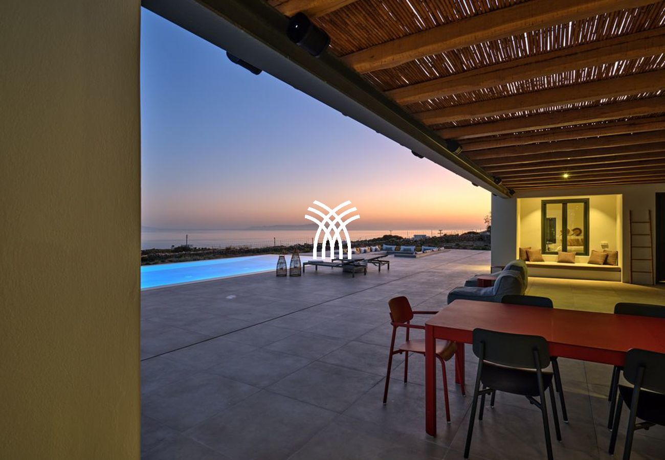 Villa à Paros - Aperanti