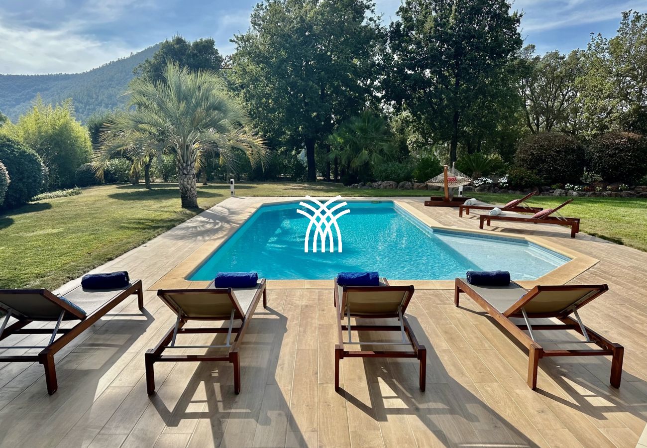 Villa à Fréjus - Esterel *****