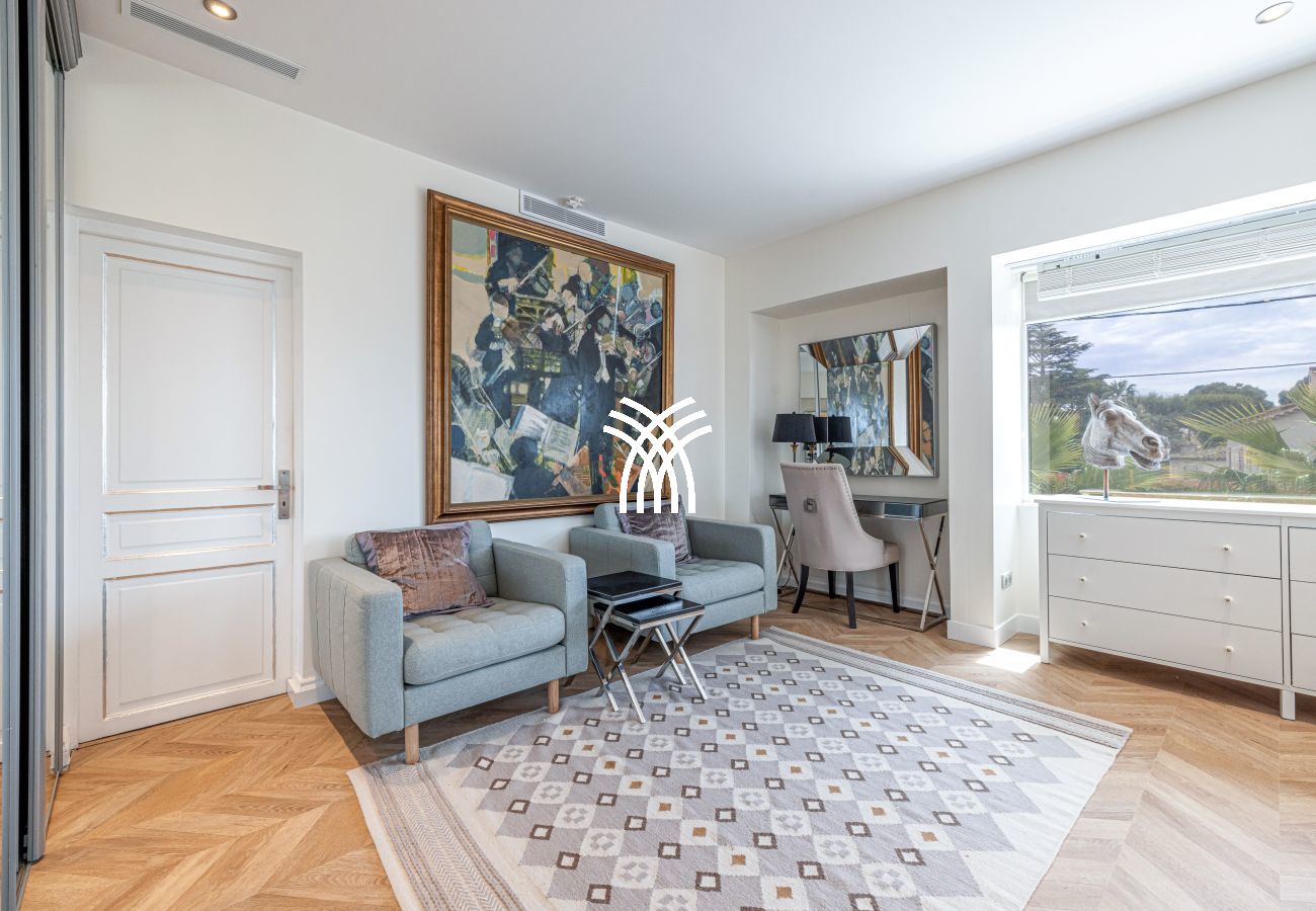 Villa à Antibes - Cinderella