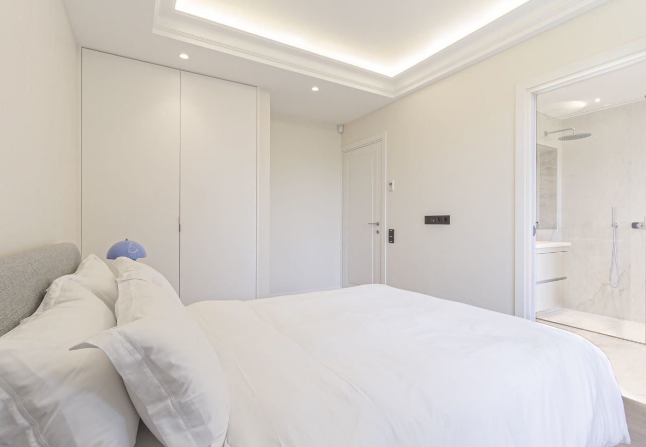Villa à Saint-Jean-Cap-Ferrat - La Pointe