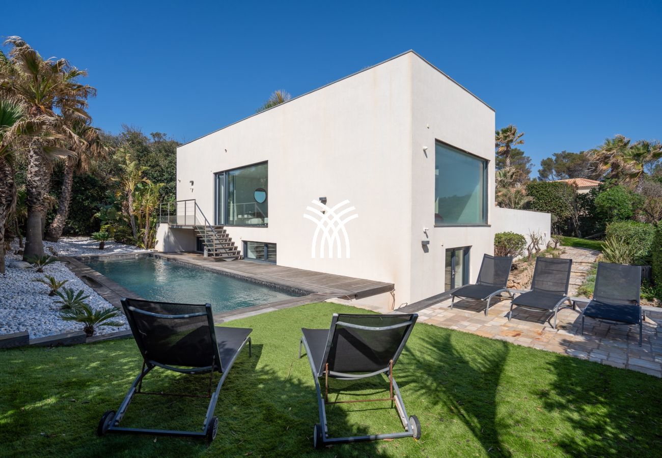 Villa à Saint-Aygulf - Remi