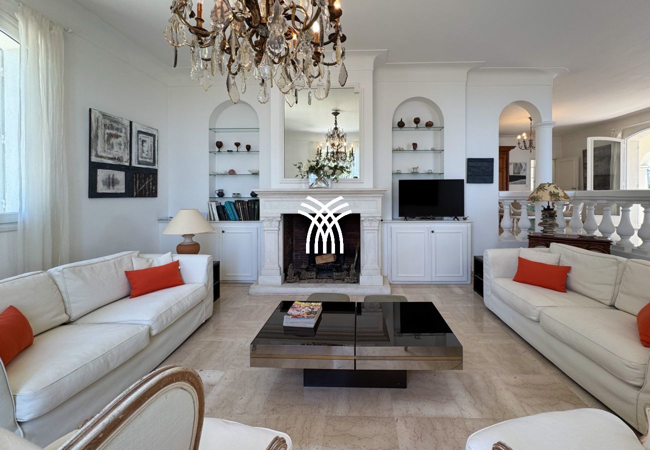 Villa à Vallauris - St Martin