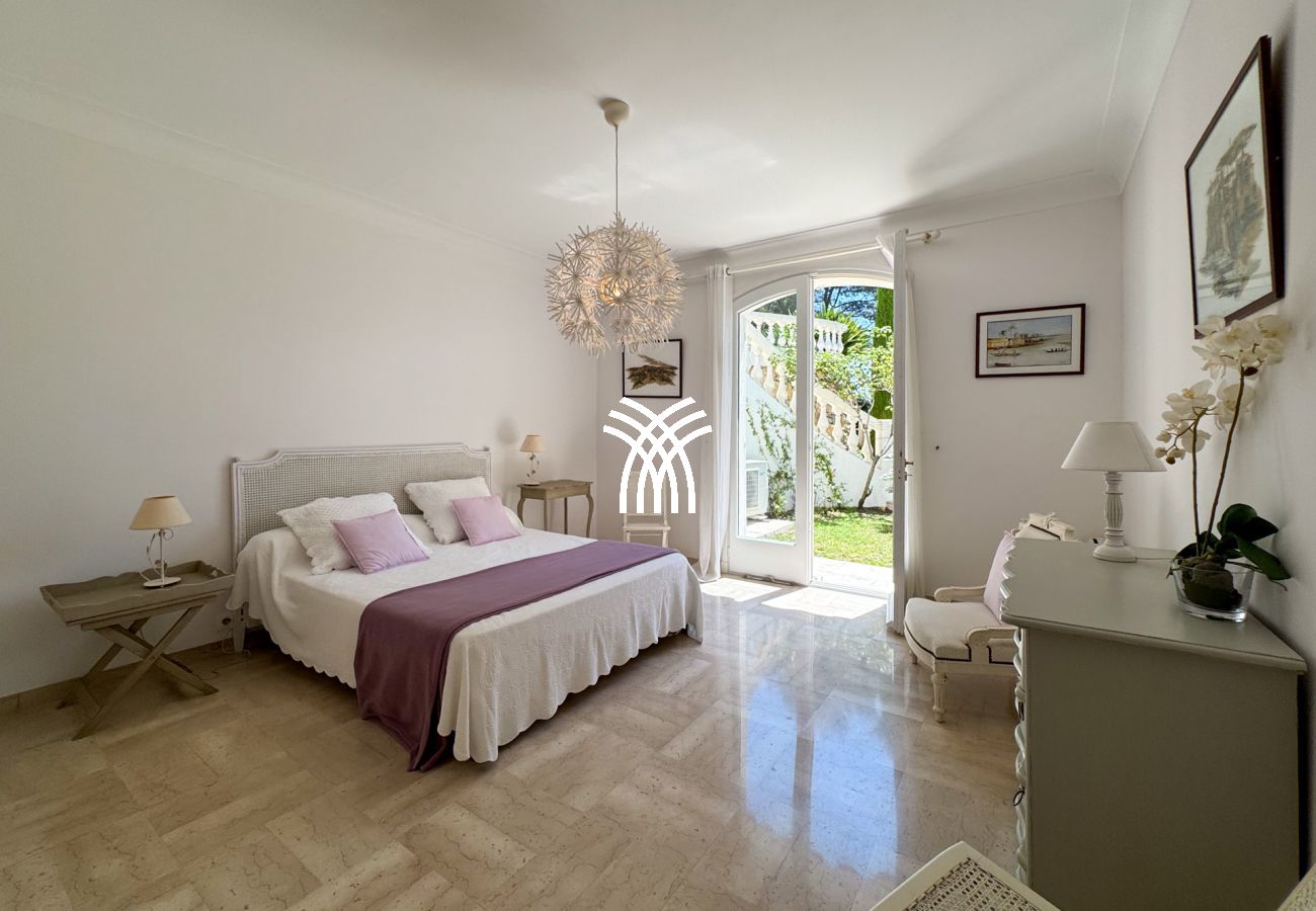 Villa à Vallauris - St Martin