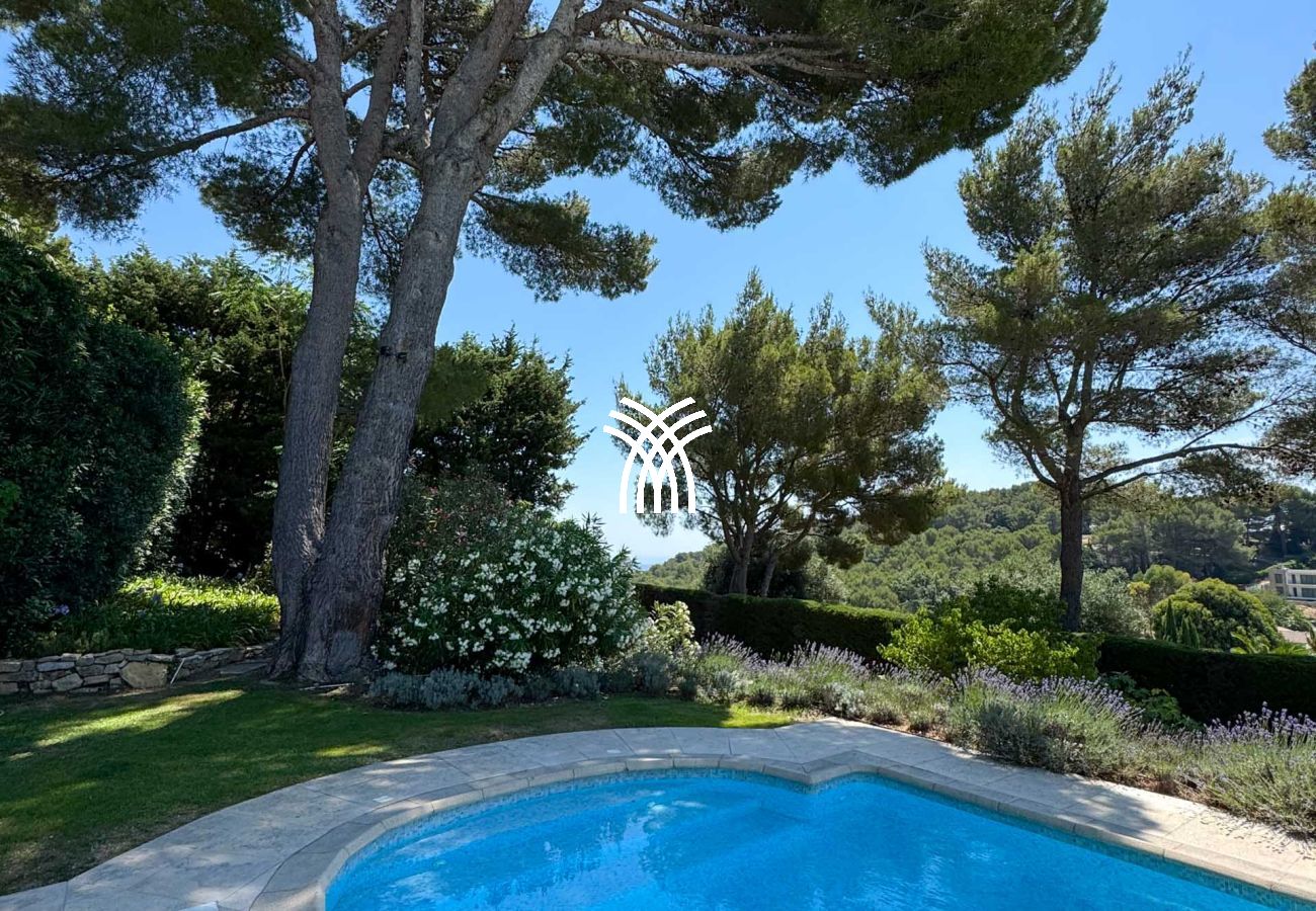 Villa à Vallauris - St Martin