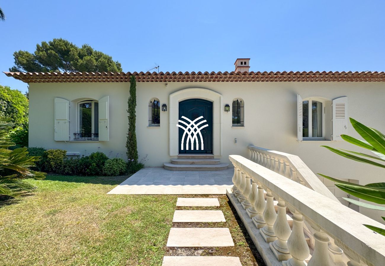 Villa à Vallauris - St Martin