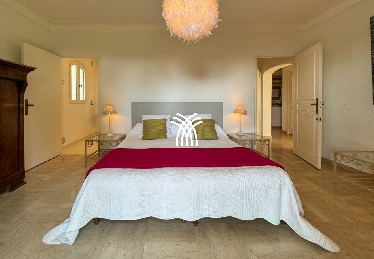 Villa à Vallauris - St Martin