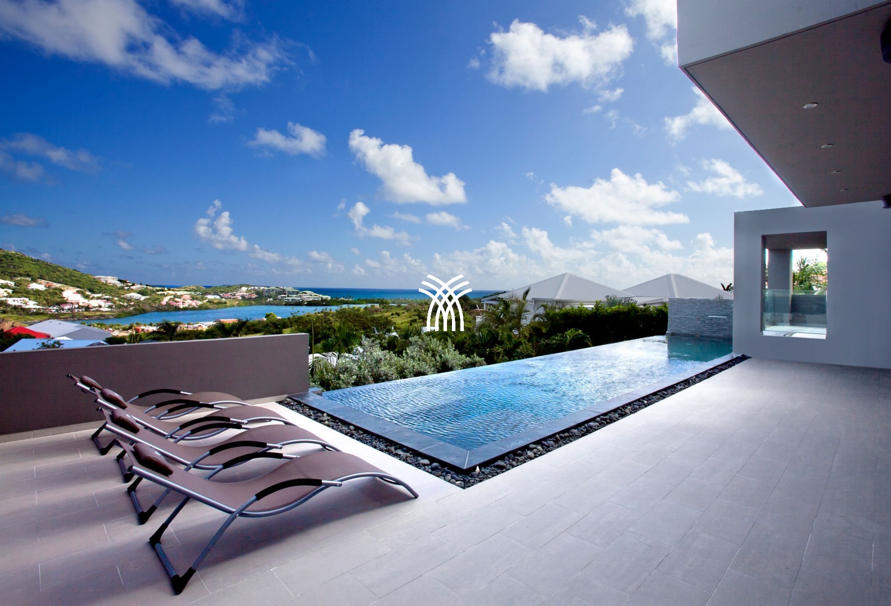 Orient Bay - Villa