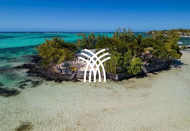 Villa in Roches Noires - Lilot