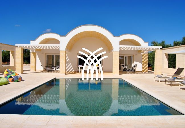 Villa in San Michele Salentino - Jehudiel