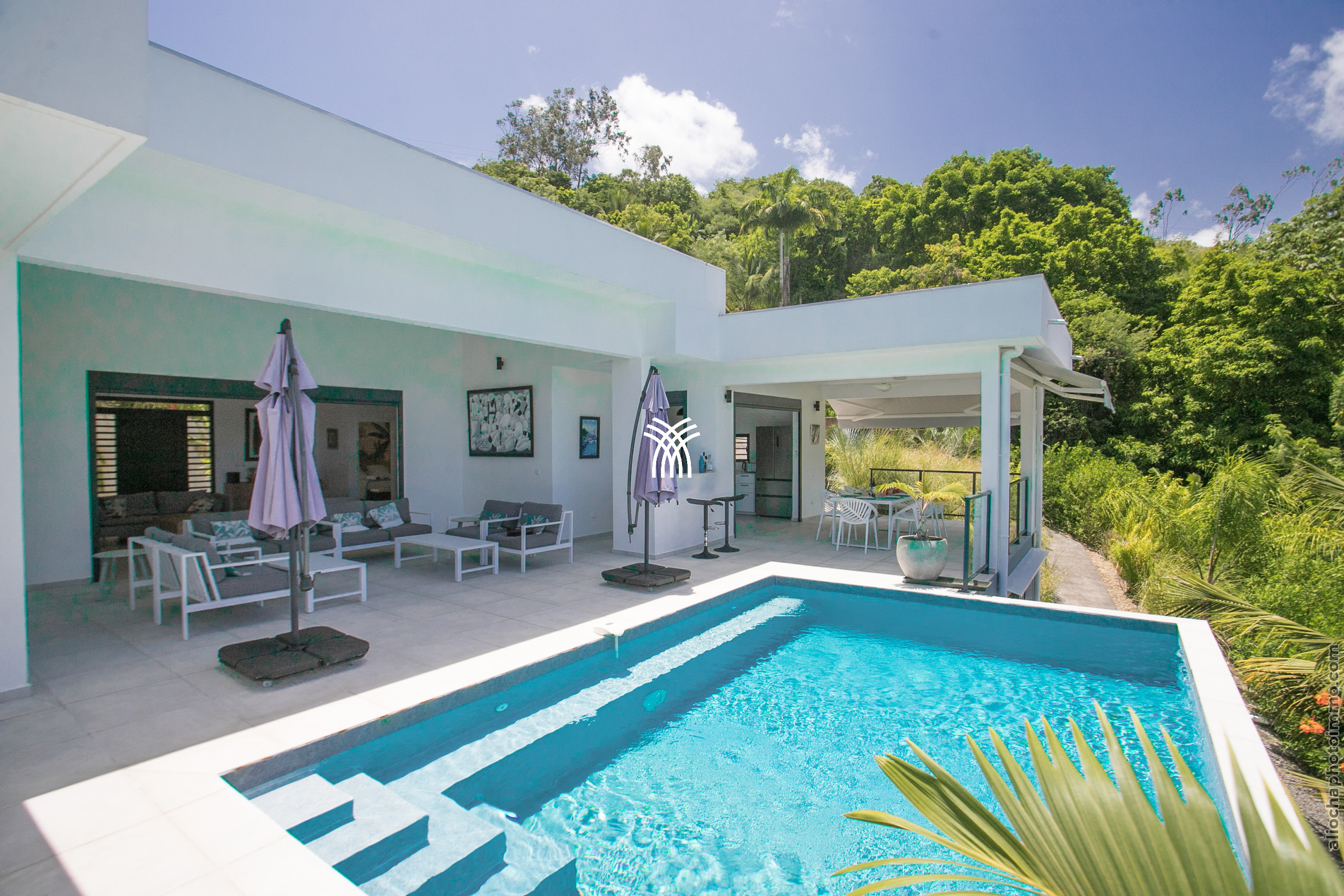 Villa/Dettached house in Case-Pilote - Roca *****