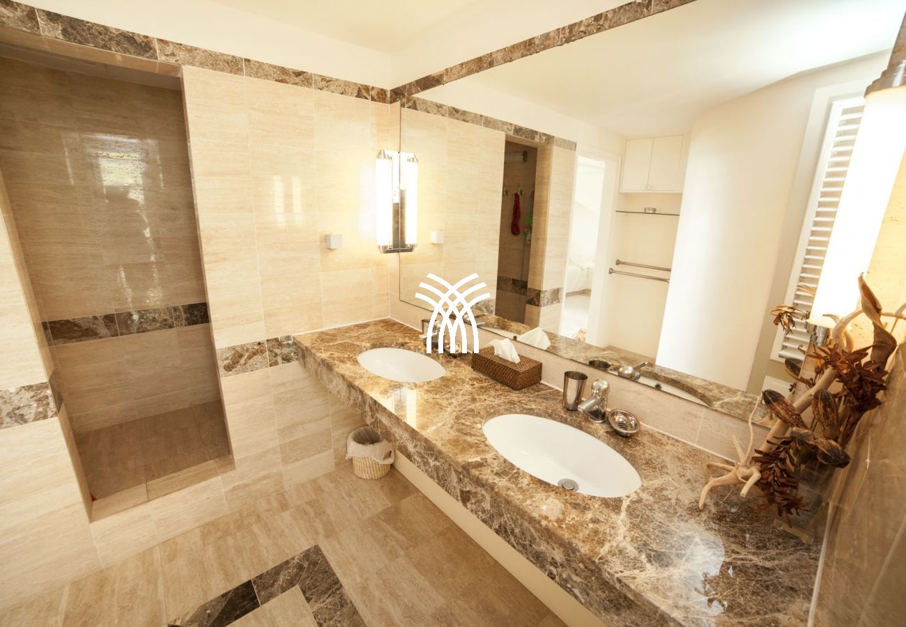 Villa in La Trinité - Jacaranda