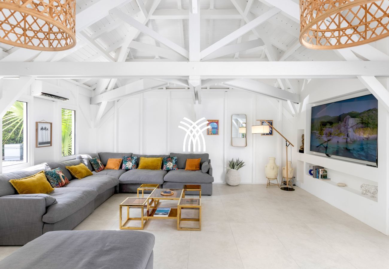 Villa in Terres Basses - Greystone