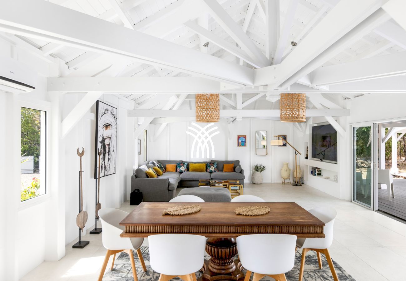 Villa in Terres Basses - Greystone