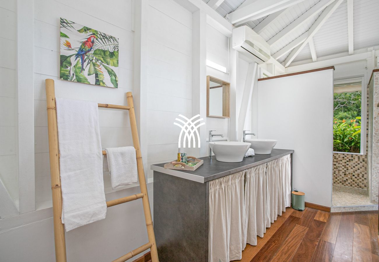 Villa in Les Trois-Ilets - Madolyne