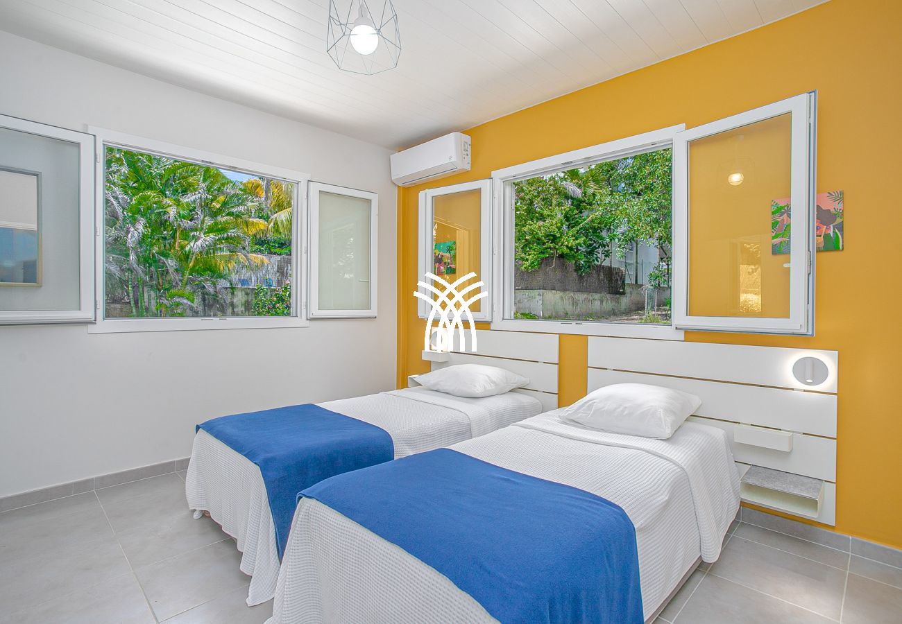 Villa in Le Diamant - Sand Beach