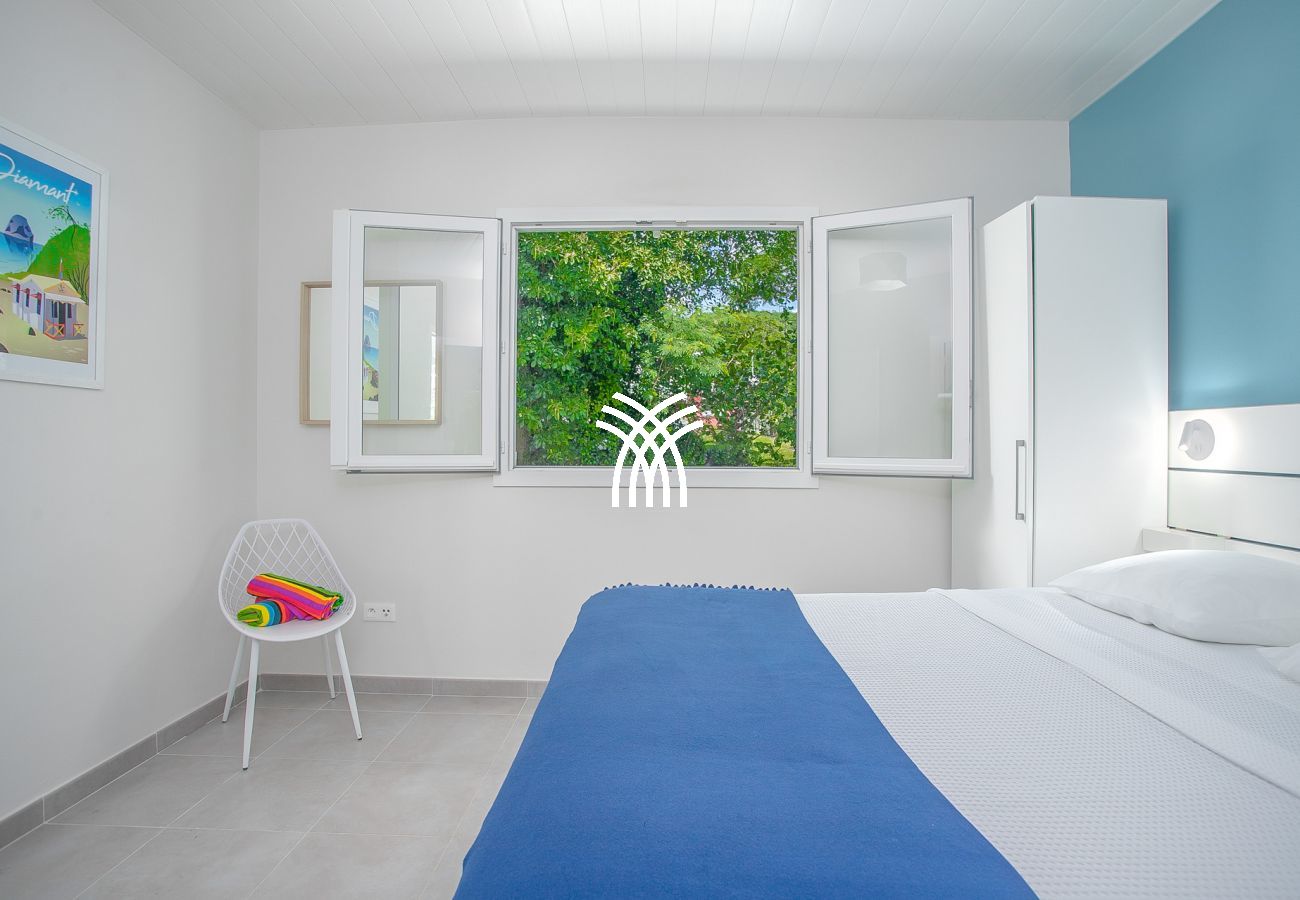 Villa in Le Diamant - Sand Beach