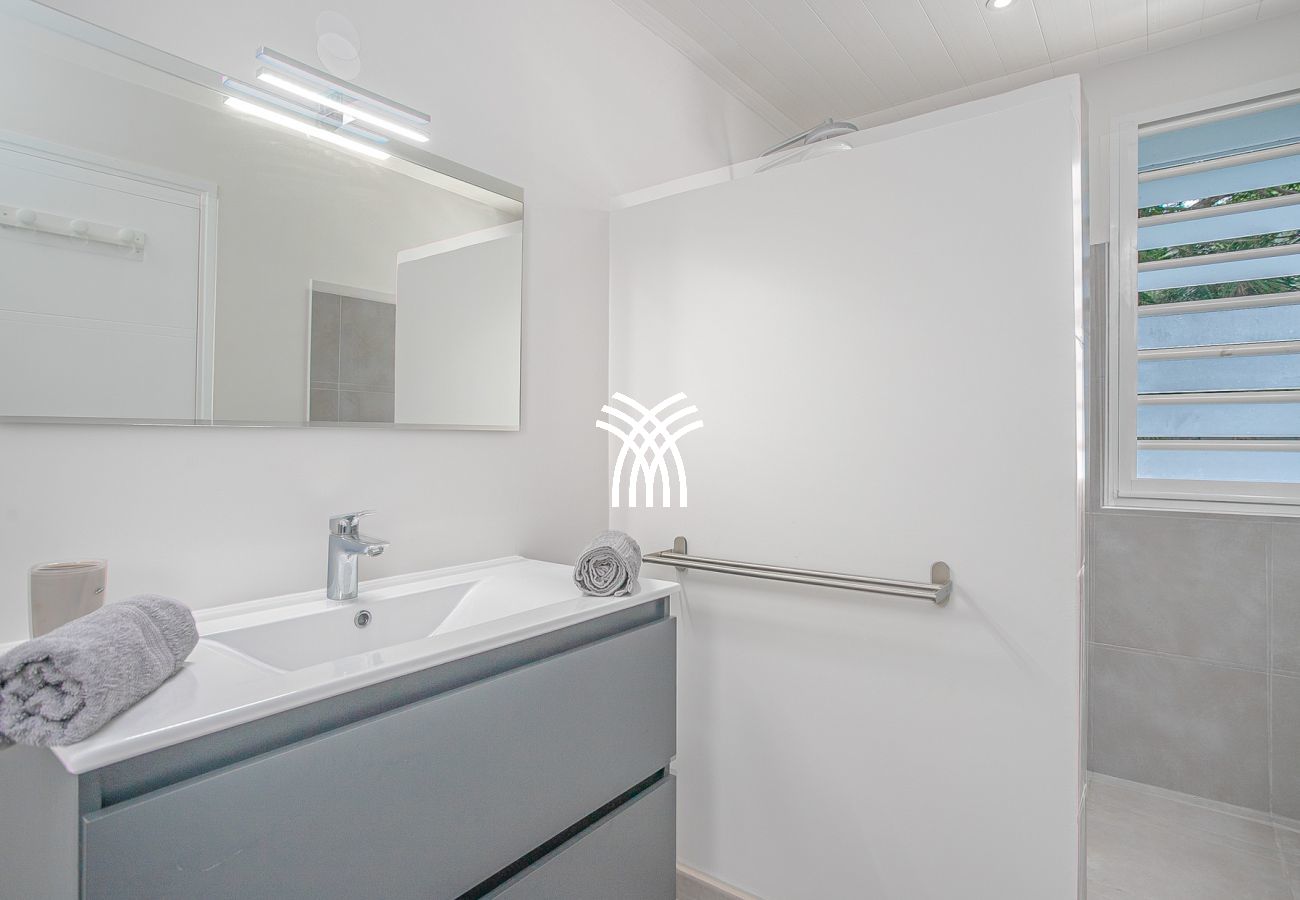 Villa in Le Diamant - Sand Beach