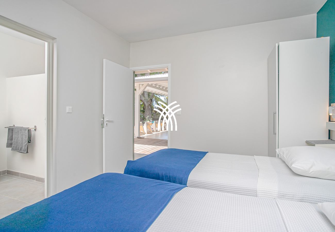 Villa in Le Diamant - Sand Beach