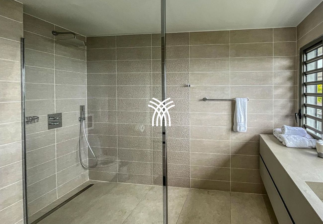 Villa in Saint-François - Cora Star*****