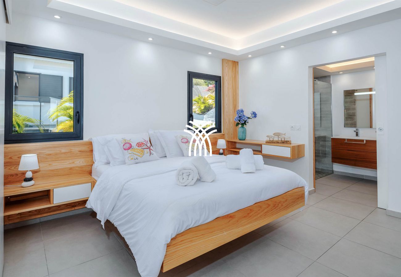 Villa in Sainte-Anne - Azur ****