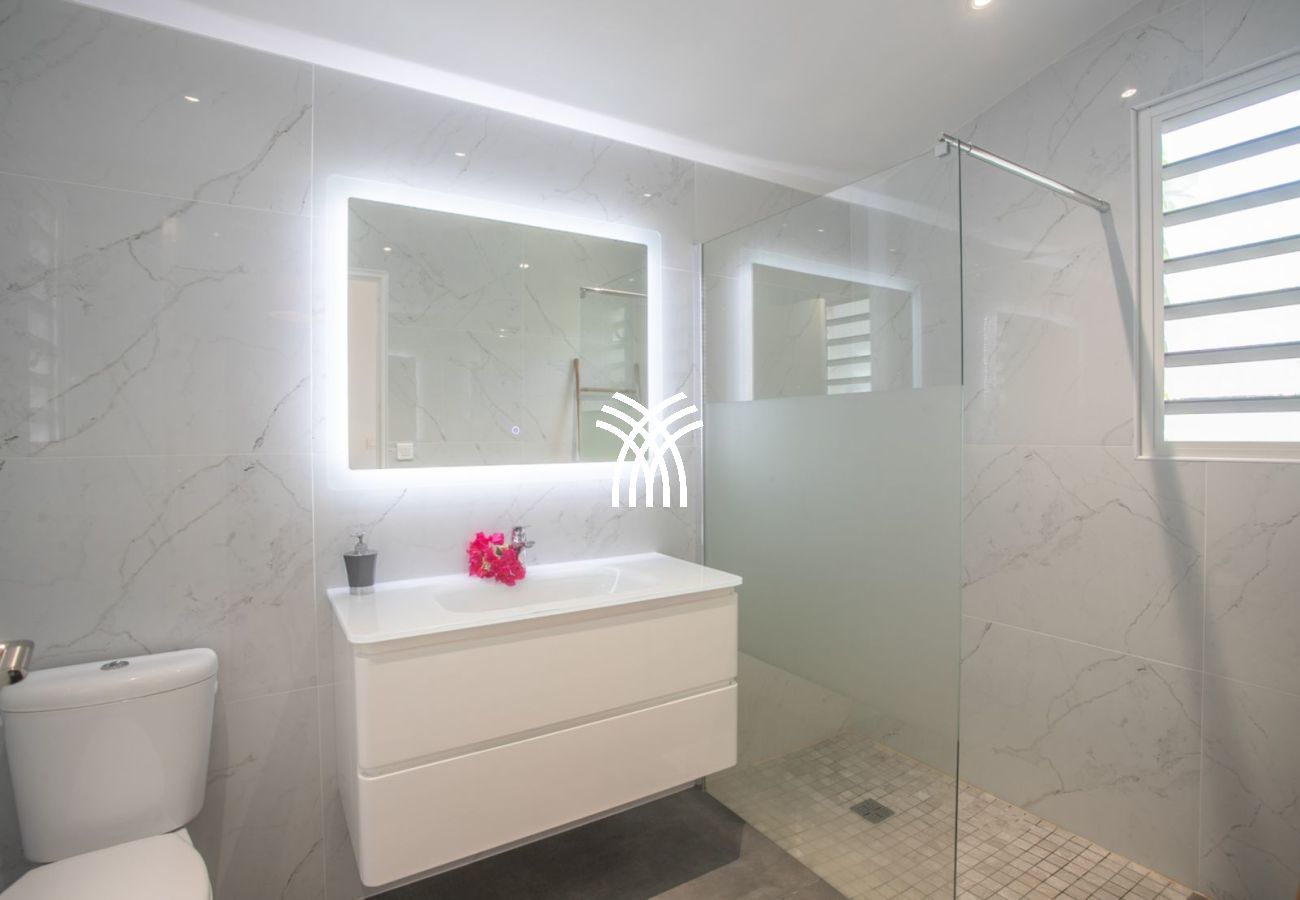 Villa in Les Anses-d´Arlet - BellaVista