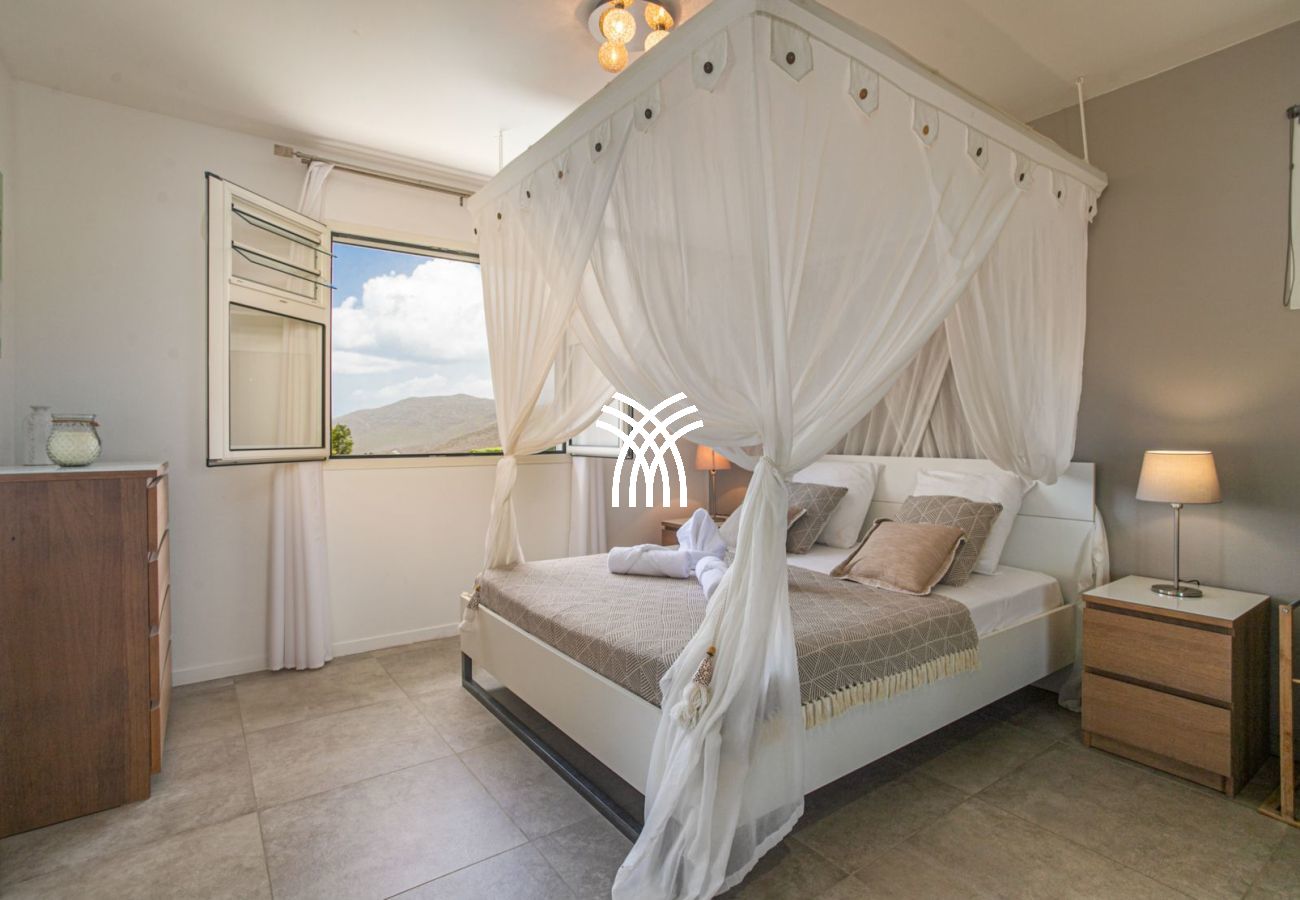 Villa in Les Anses-d´Arlet - BellaVista