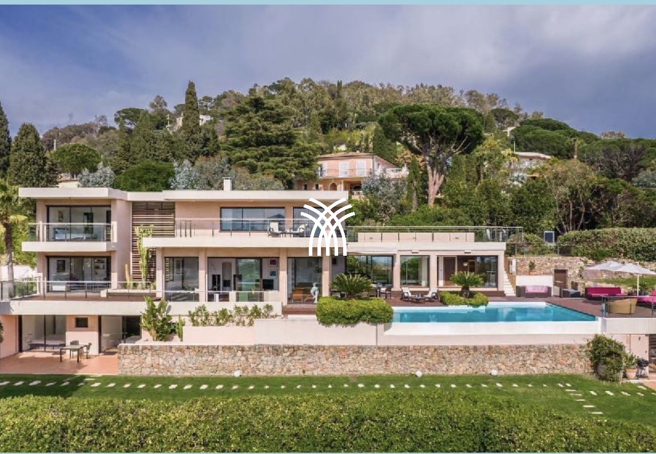 Villa in Cannes - 5 Seasons