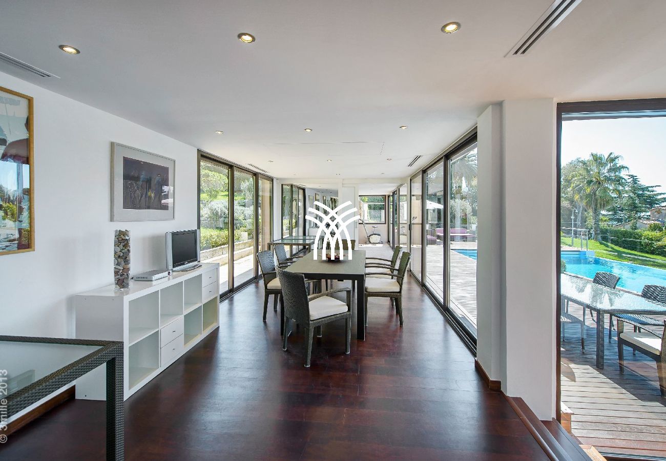 Villa in Cannes - 5 Seasons