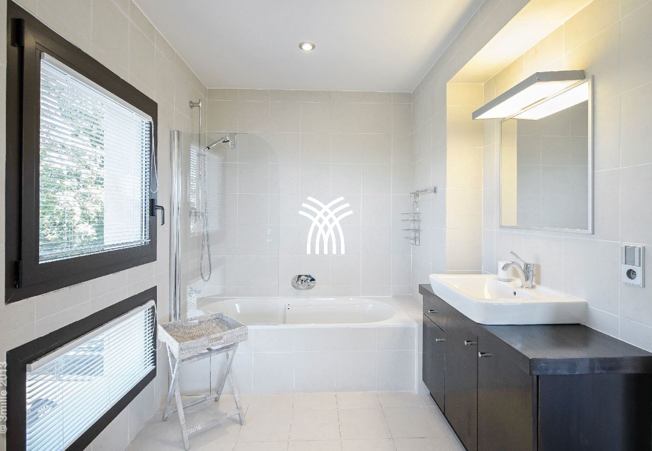 Villa in Cannes - 5 Seasons