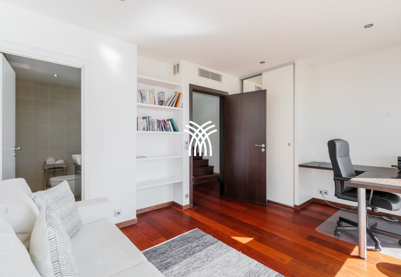 Villa in Cannes - 5 Seasons ****