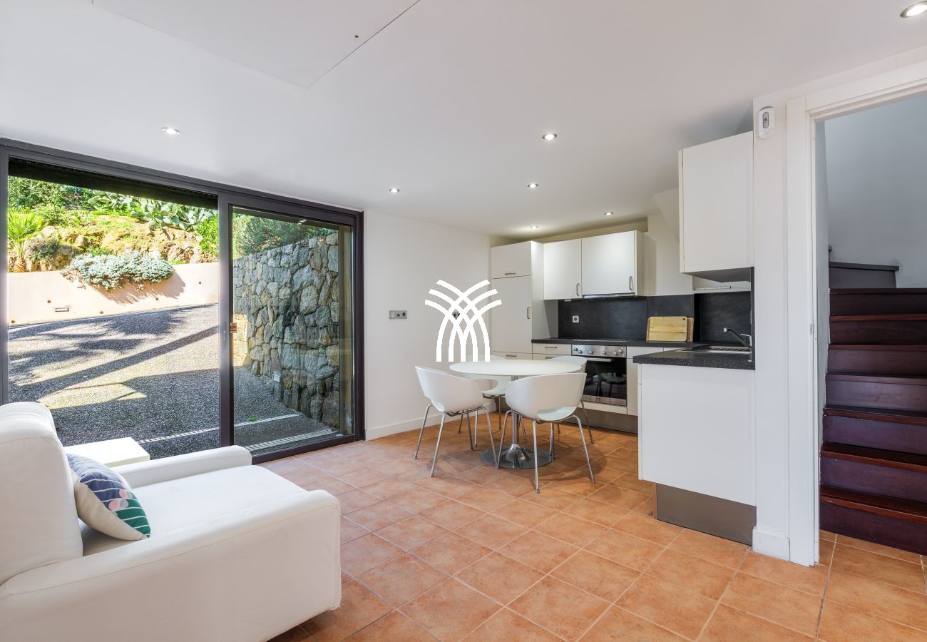 Villa in Cannes - 5 Seasons ****