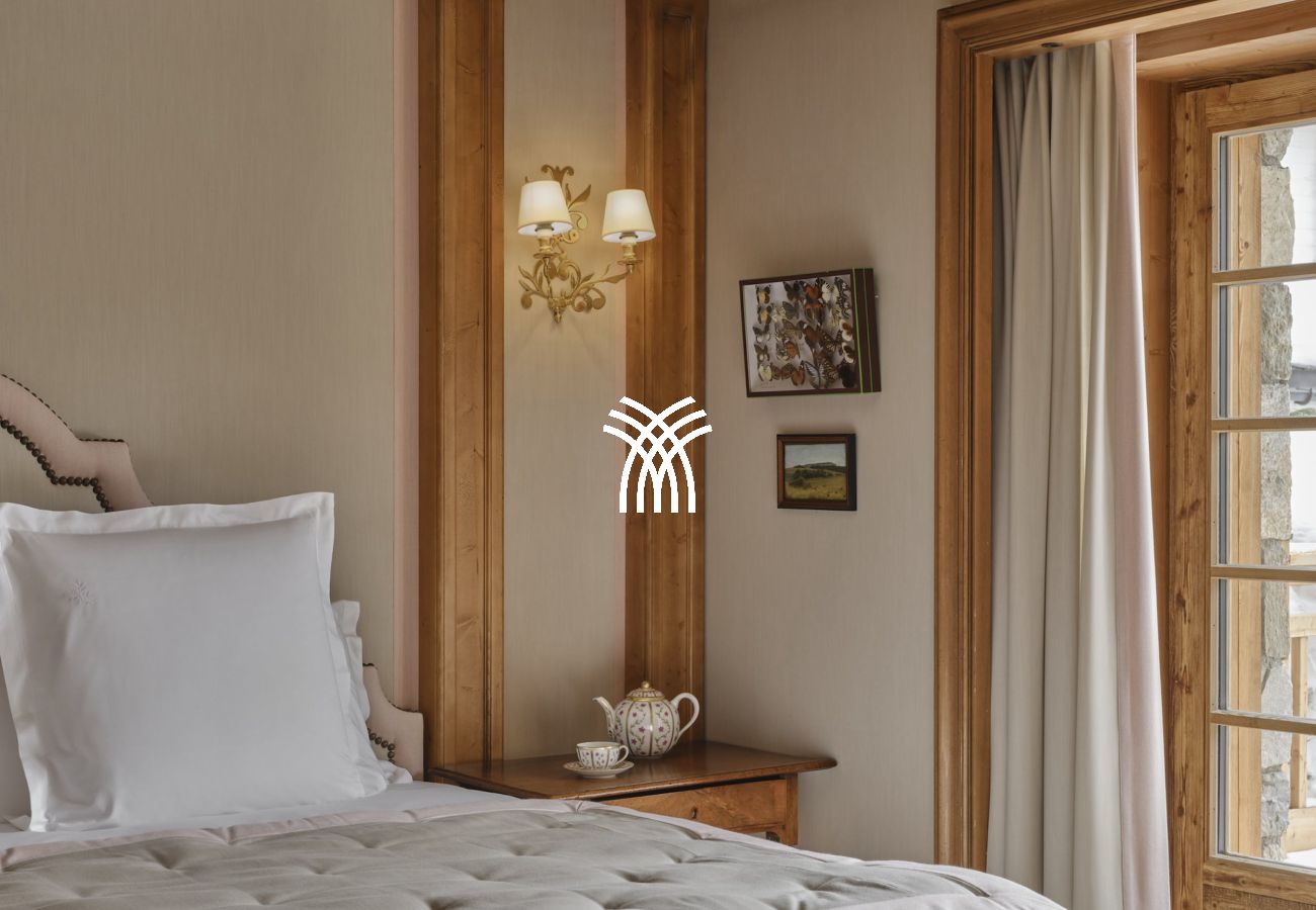 Chalet in Val-d´Isère - Alpine Haven