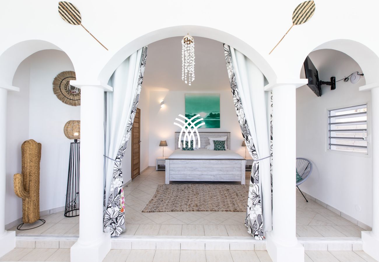 Villa in Terres Basses - Infinity Blue