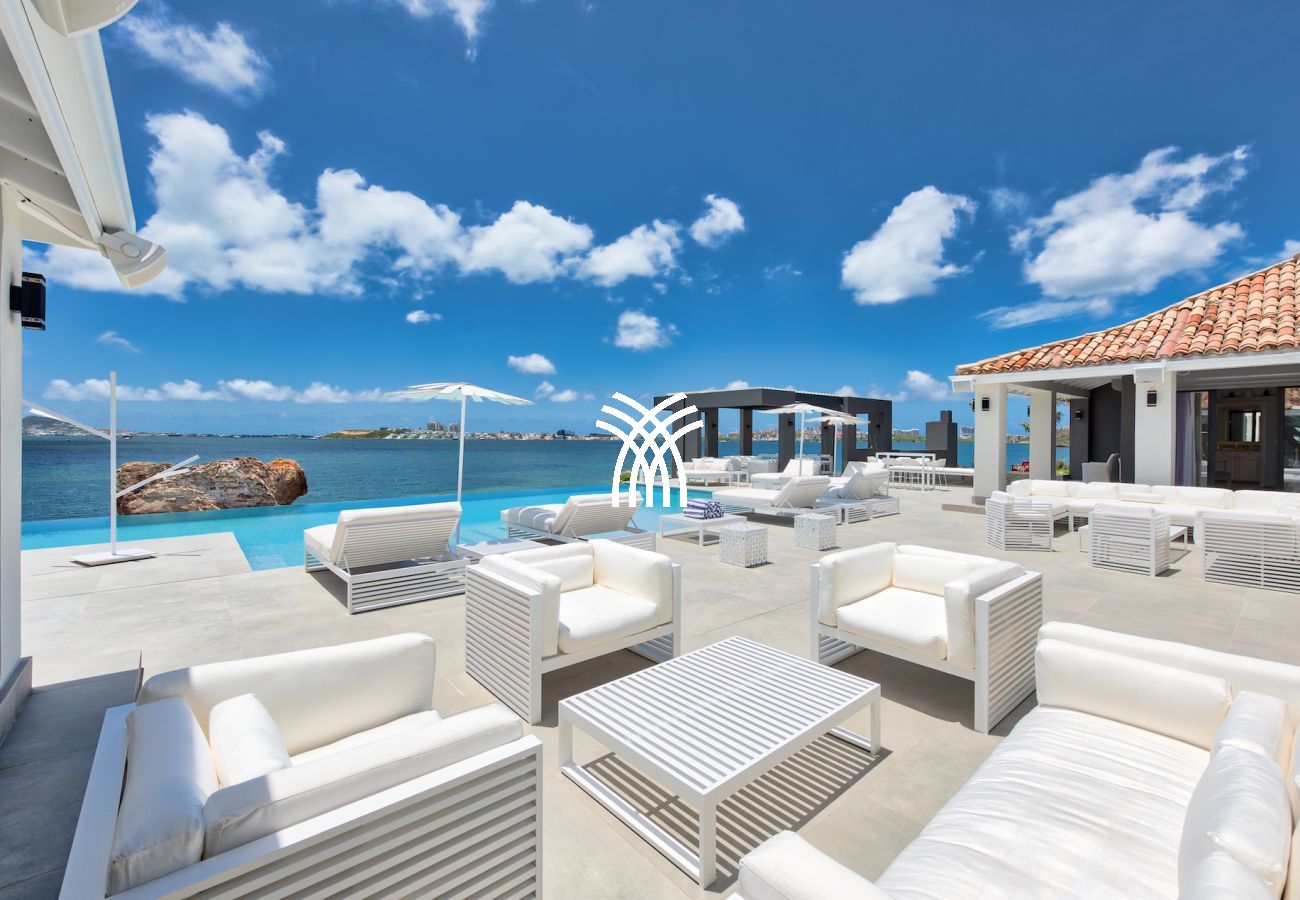 Villa in Terres Basses - Mirabelle SXM