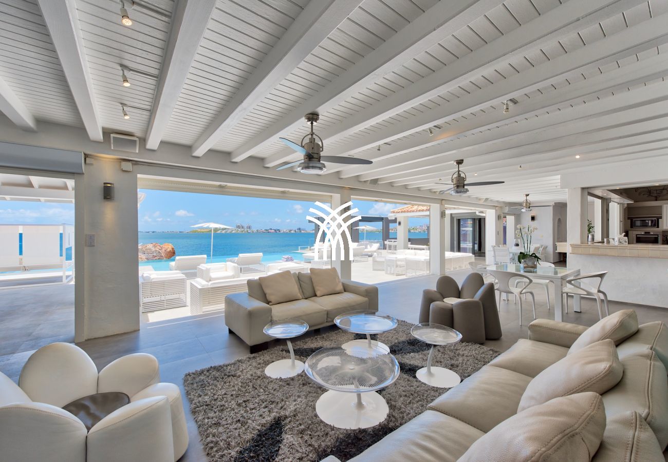Villa in Terres Basses - Mirabelle SXM