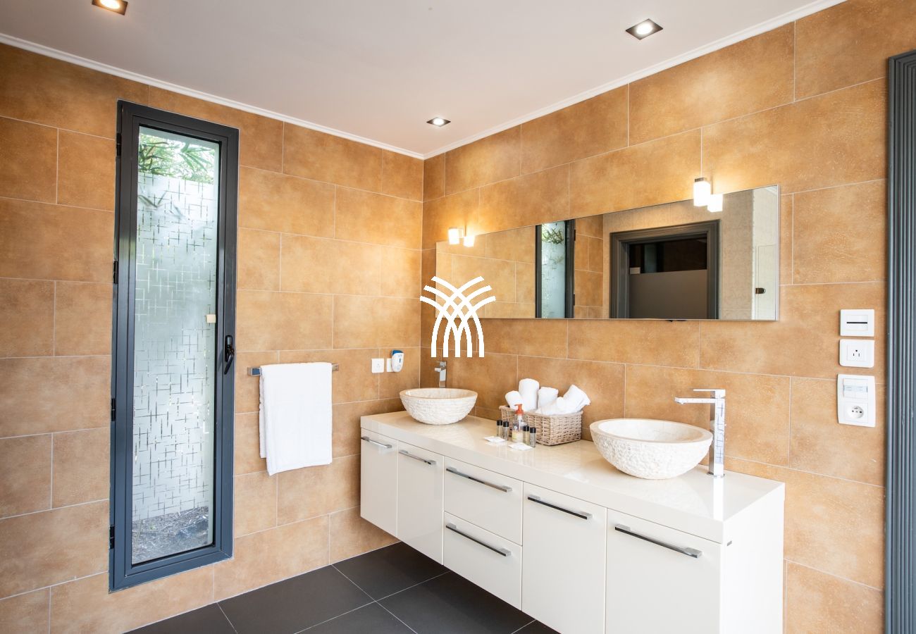 Villa in Orient Bay - Monte Verde