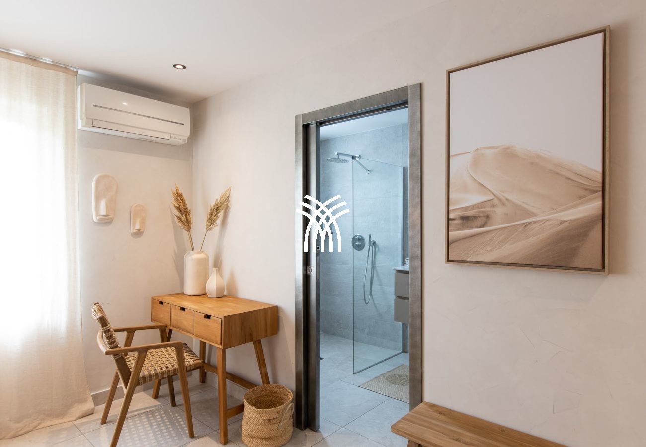 Villa in Cul-de-sac - Vogue Art