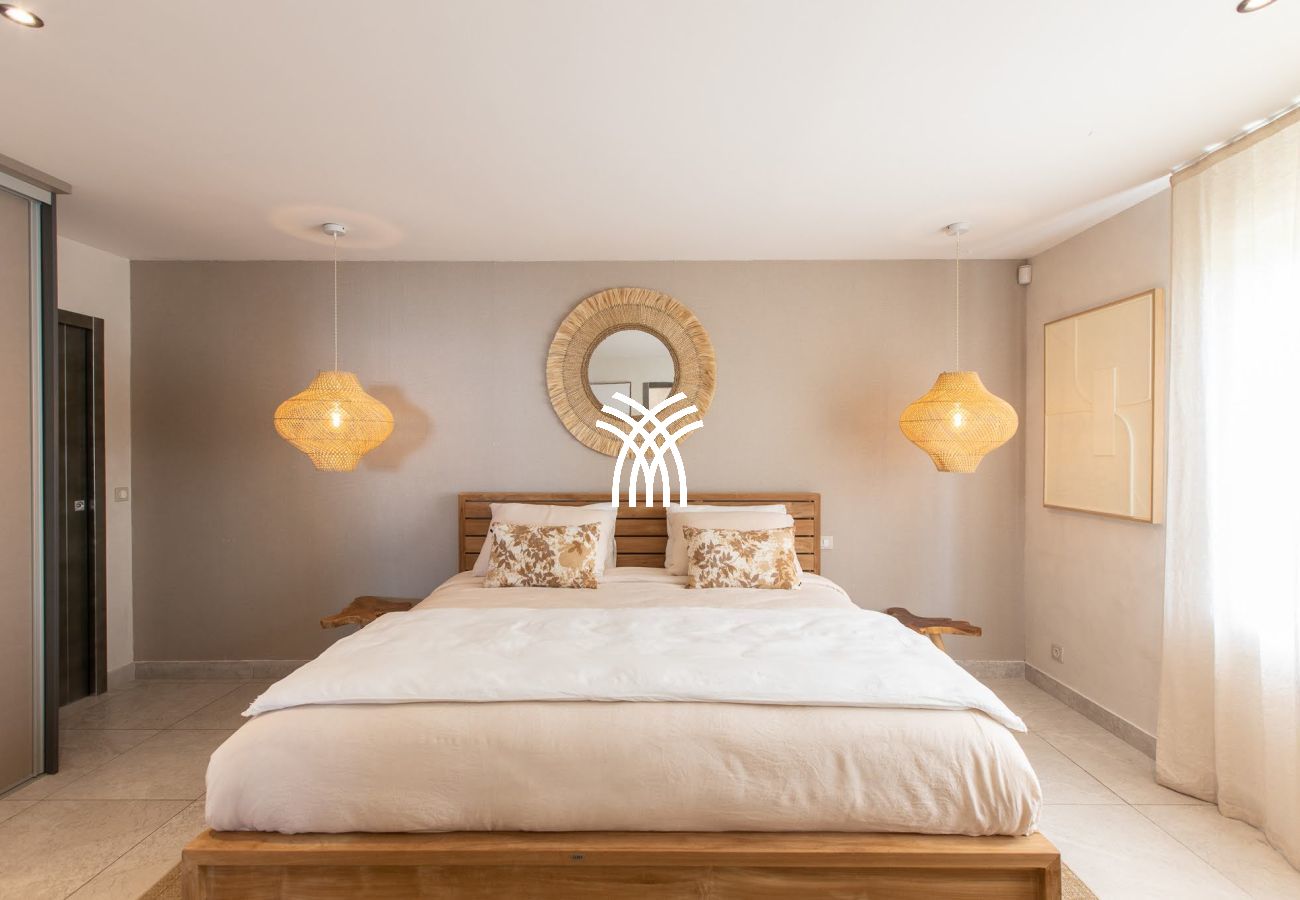 Villa in Cul-de-sac - Vogue Art