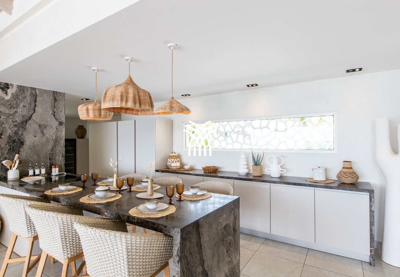 Villa in Cul-de-sac - Vogue Art