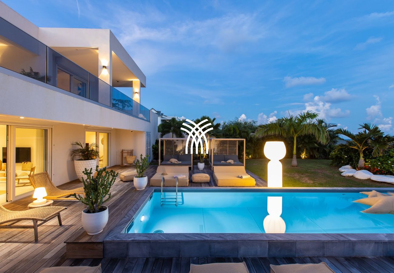 Villa in Cul-de-sac - Vogue Art