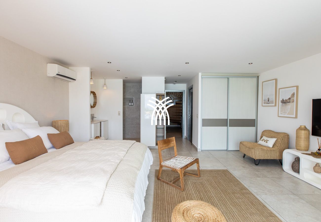 Villa in Cul-de-sac - Vogue Art