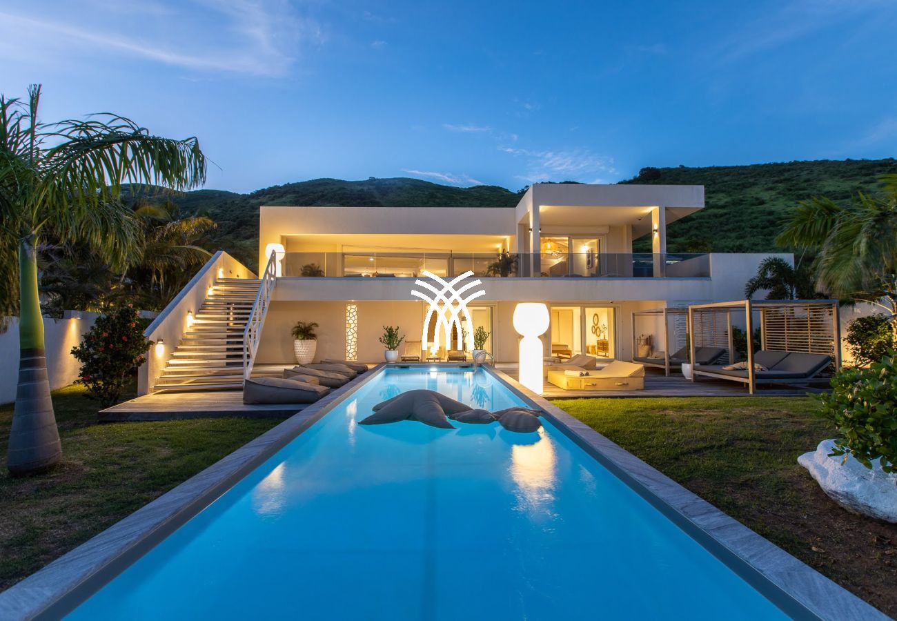 Villa in Cul-de-sac - Vogue Art