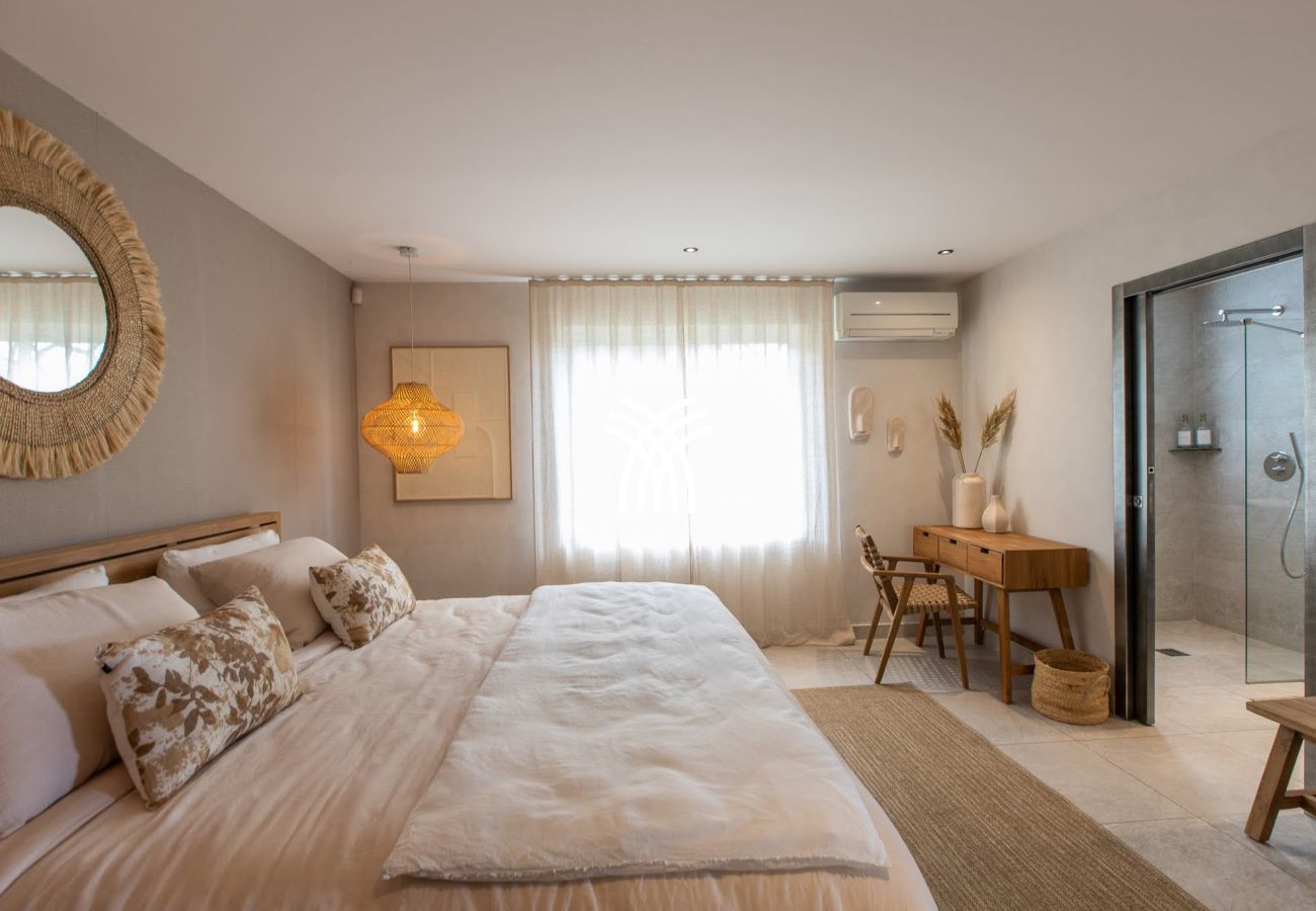 Villa in Cul-de-sac - Vogue Art