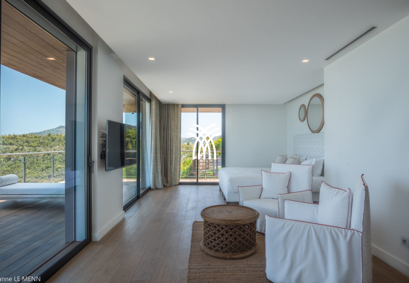 Villa in Saint Barthélemy - Firefly