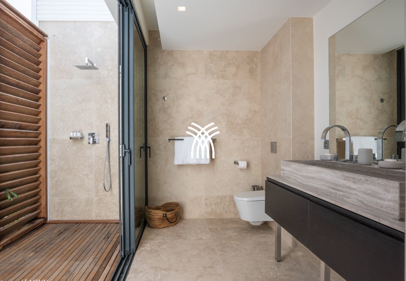 Villa in Saint Barthélemy - Firefly