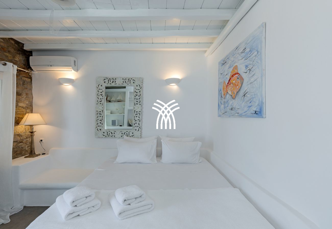 Villa in Mykonos - Pergisos