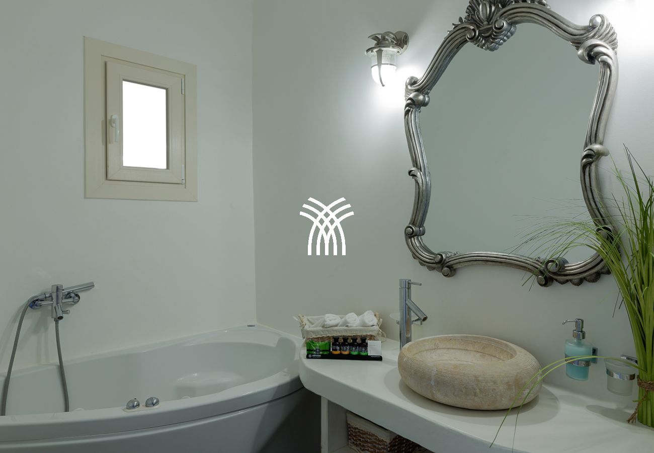 Villa in Mykonos - Pergisos