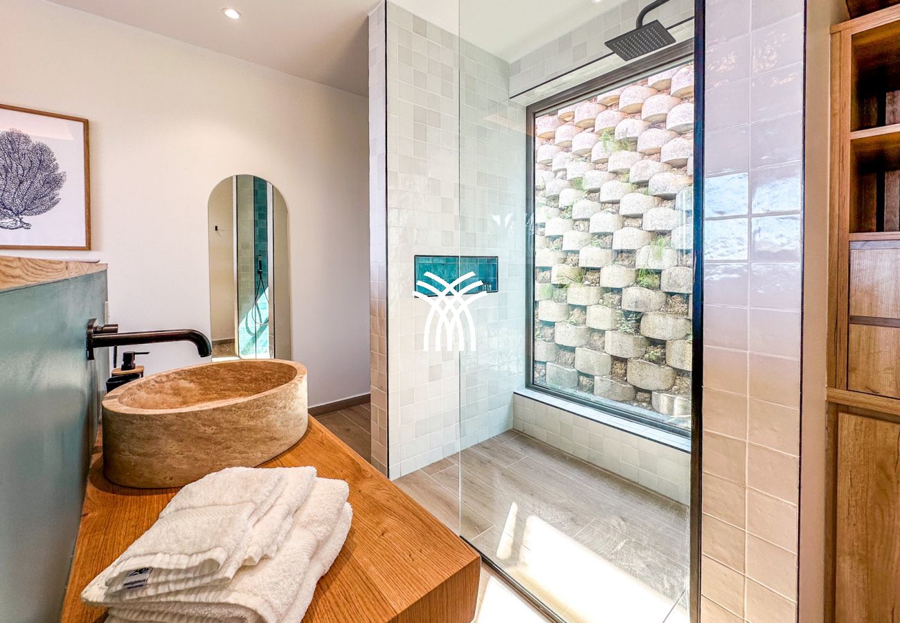 Villa in Les Saintes - Baya ****