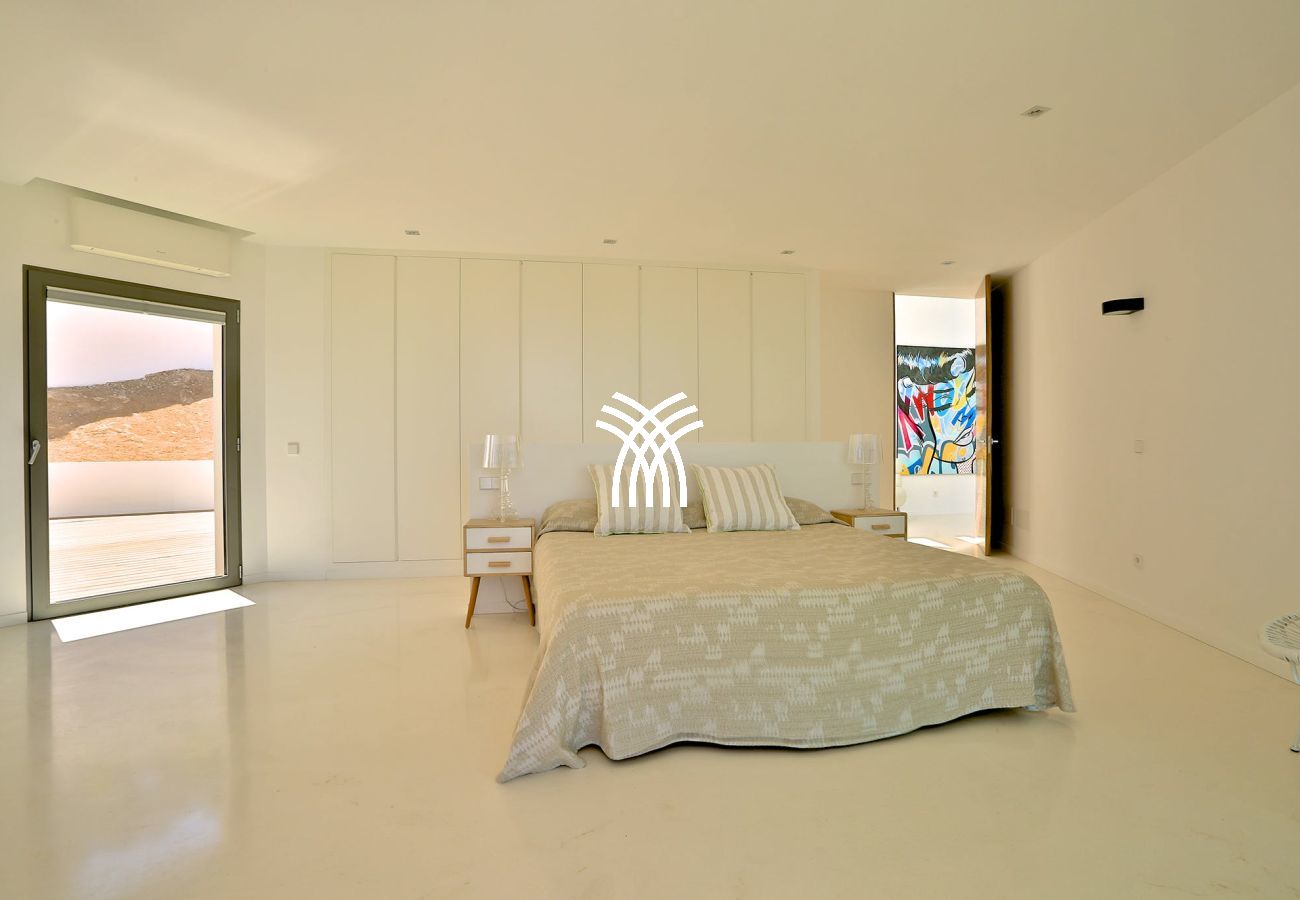 Villa in Ibiza / Eivissa - Alegre Belle