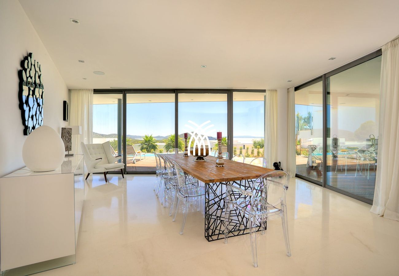 Villa in Ibiza / Eivissa - Alegre Belle